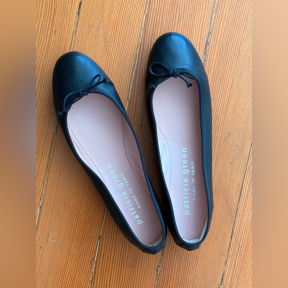 Beautiful Patricia Green Classic Black Ballet Flats